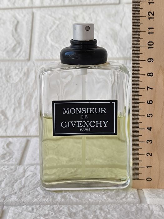Givenchy чоловіча туалетна вода