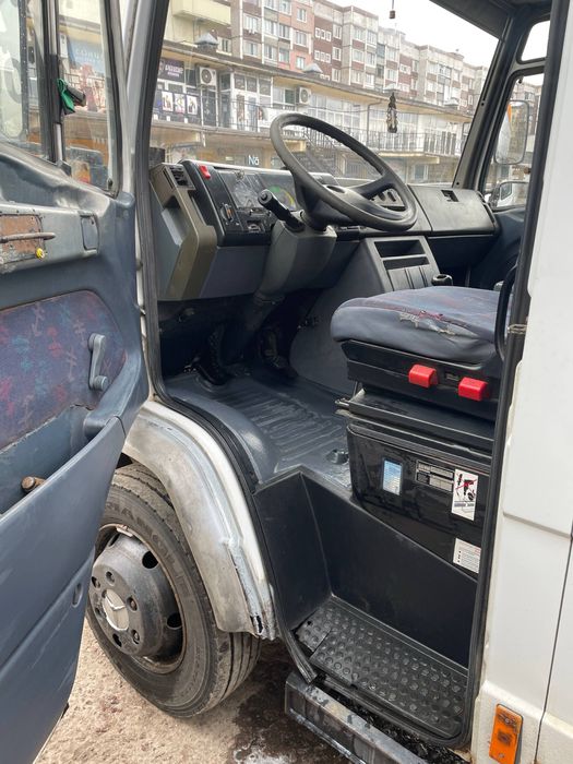 Мерседес Варіо Vario 814