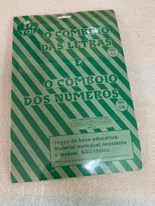 Jogo Puzzle O Comboio das Letras da marca Toi