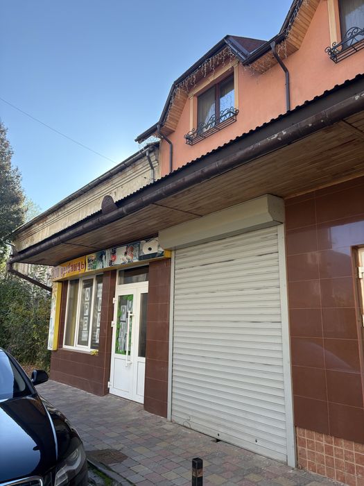 Оренда приміщення біля підвісного мосту