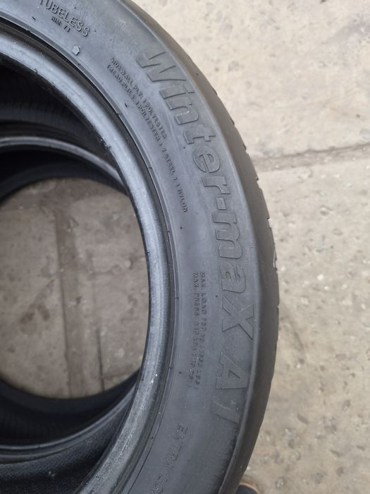Шини всесезонні 225/50/r17, Sunny Winter-Max A1.