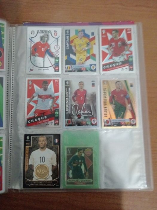 Vendo cromos de quase todos os tipos