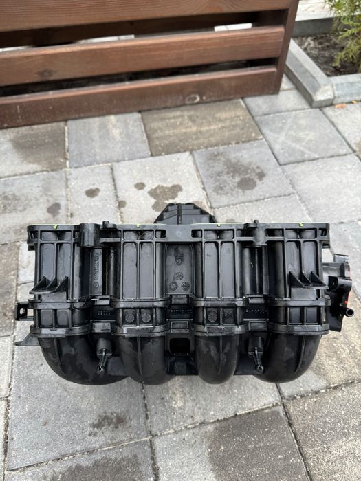 Впускний колектор на Mazda cx-5