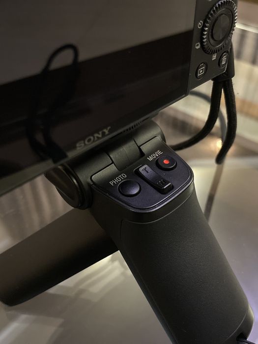 Монопод-трипод Sony VCT-SGR1