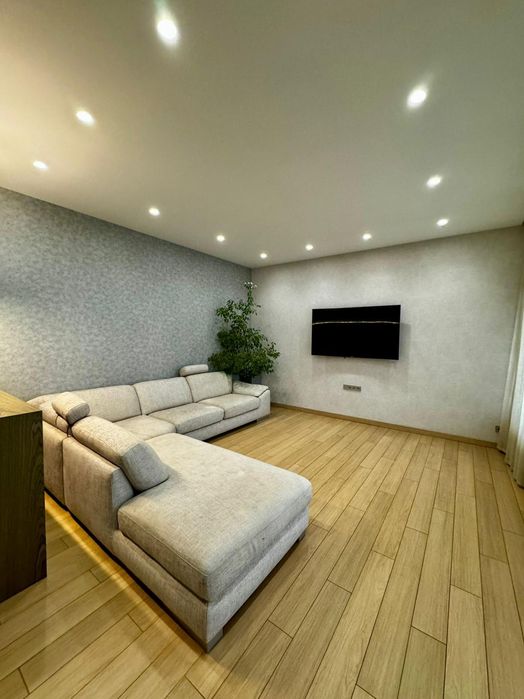 Дом по адресу ул. Спортивная (площадь 600 м²) - Atlanta.ua - фото 6