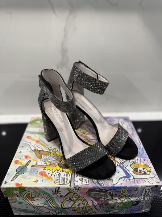 Босоніжки jeffreycampbell. 37 розмір