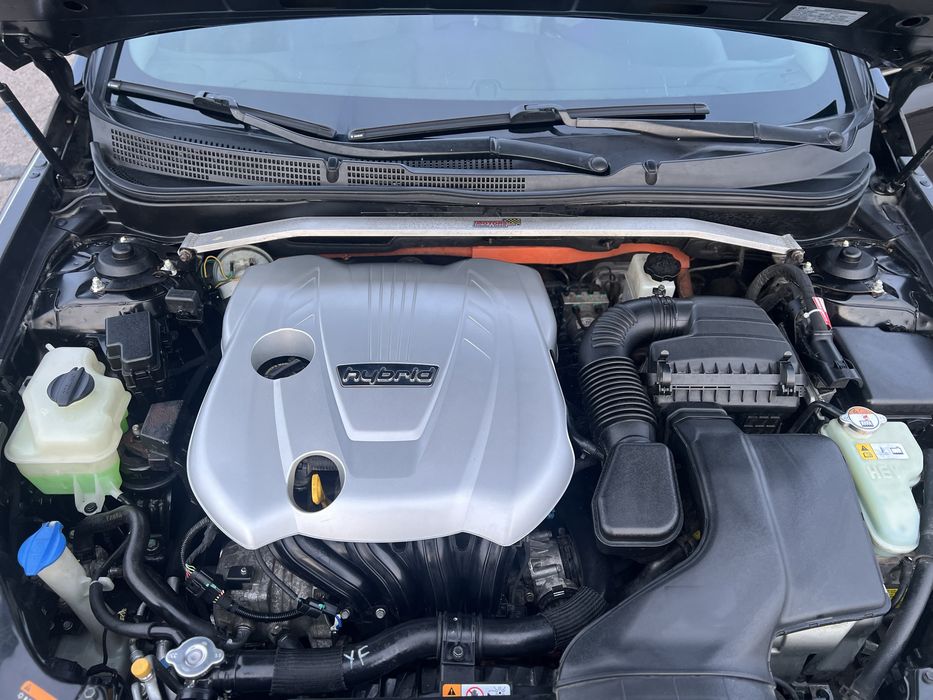 Продам Hyundai Sonata Hybrid YF limited edition luxury