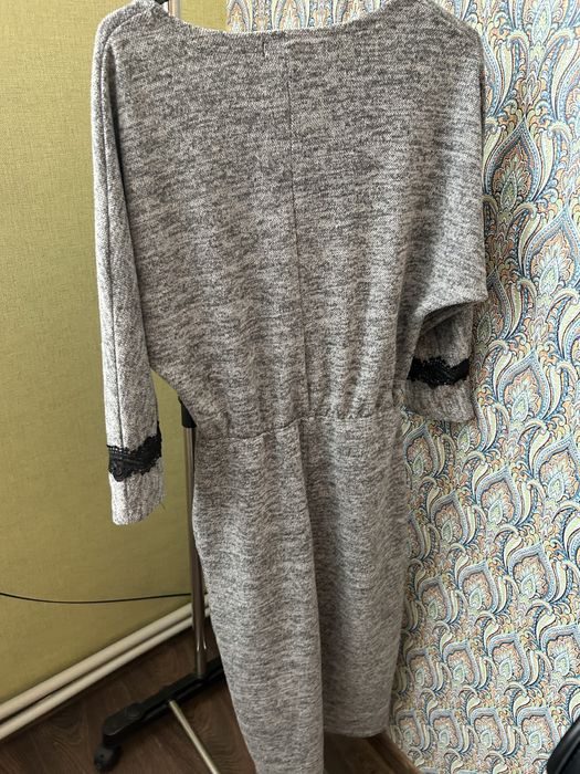 Сукня  на дівчину