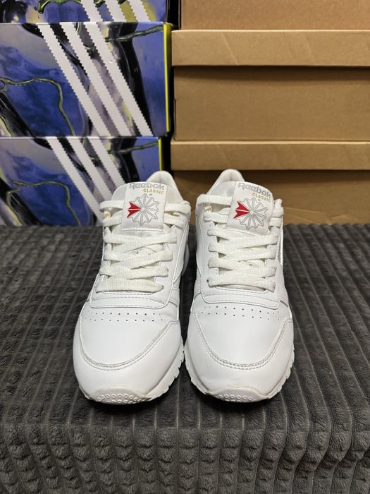 Жіночі кросівки Reebok Classic 38(24,5см) оригінал шкіра