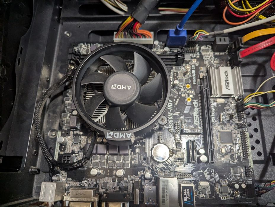ryzen 5 2400g - купити комплектуючі для ПК - Ціна на OLX.ua