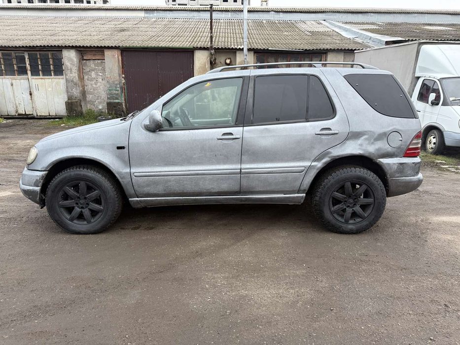 Mercedes ML270 2001рік 2,7дизель АКПП повний привід 4х4