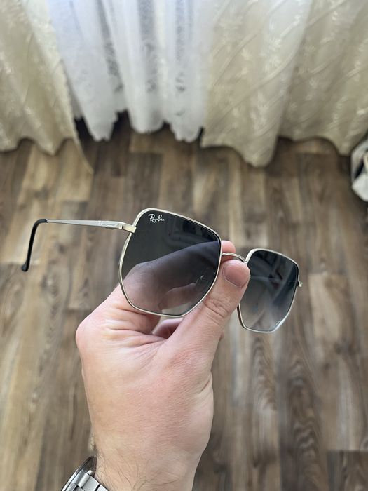 Оригінальні окуляри RayBan у металевій оправі