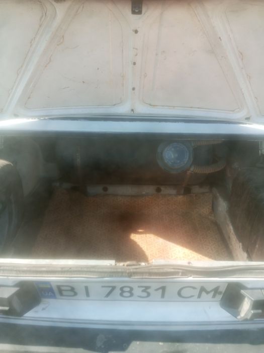 Продам ВАЗ 2106 1985р ...все працює робить нічого ненада