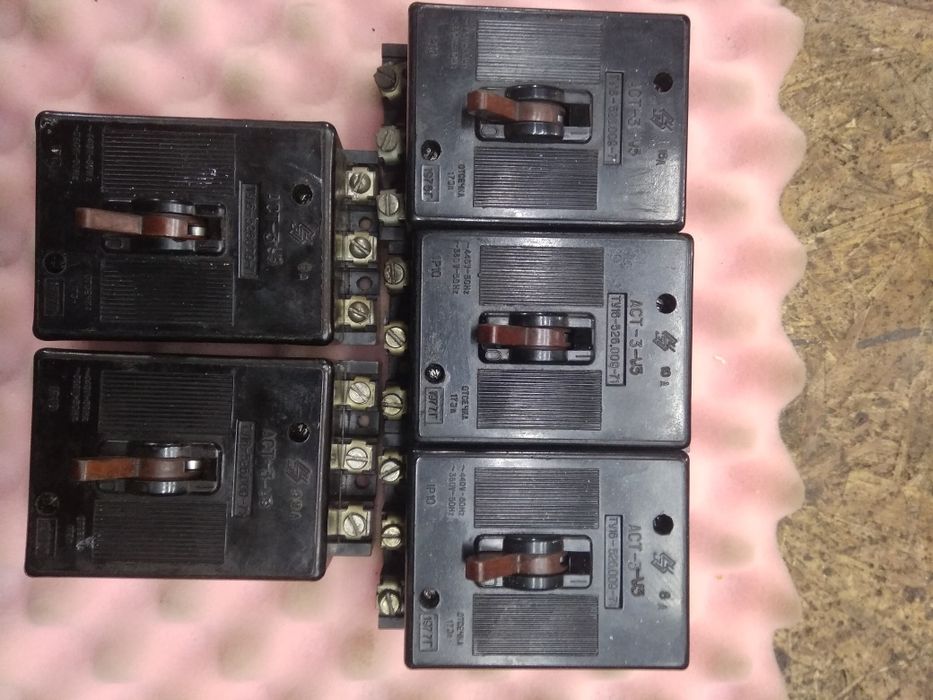 Автоматические выключатели ,АЕ 2046,АЕ 2056,АК-63,АЕ2033,АЕ2036,: 200 ...