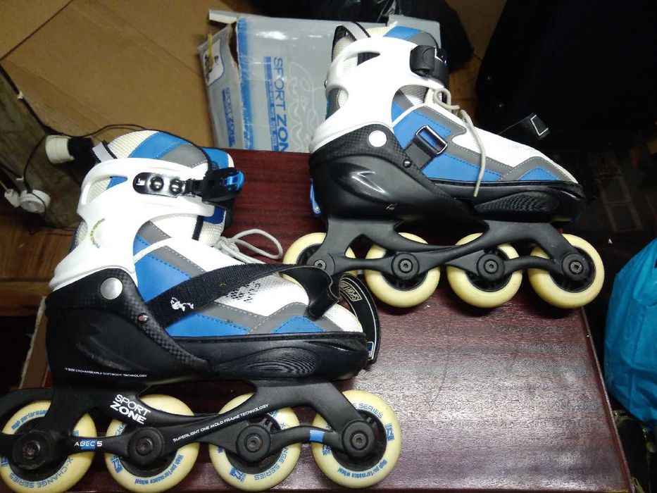 Inline skates with replaceable wheels438276713140736002
