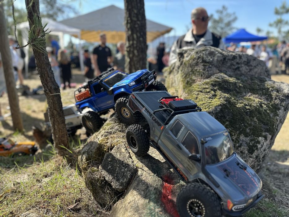 Axial scx10iii base camp