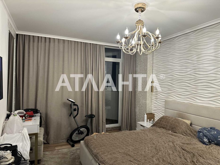 3 кімнатна квартира з євроремонтом у новому будинку