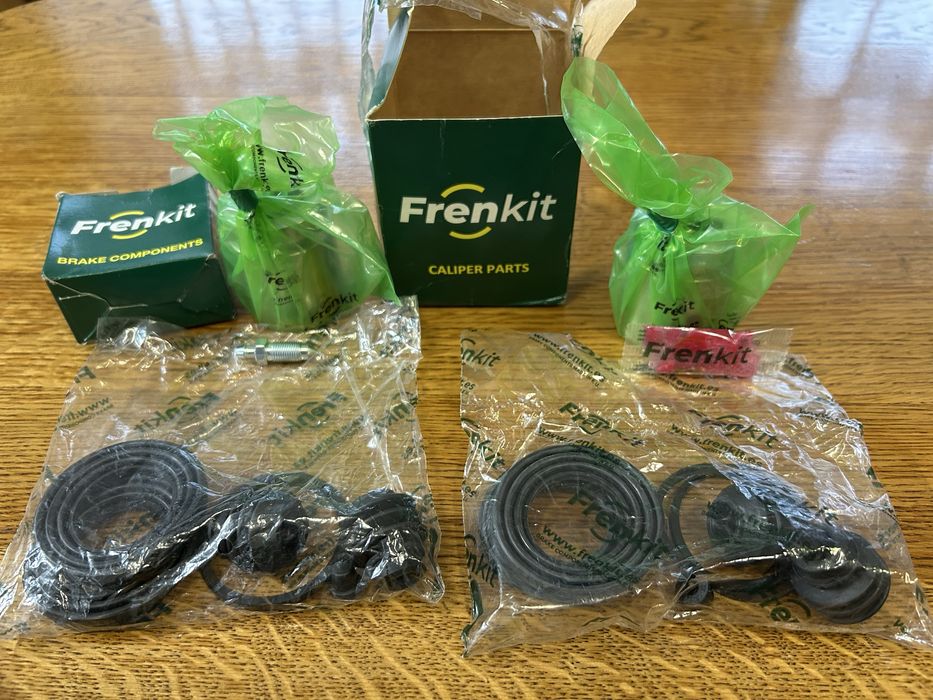 Ремкомплек супорта Jeep grand cherokee wj 2003 рік