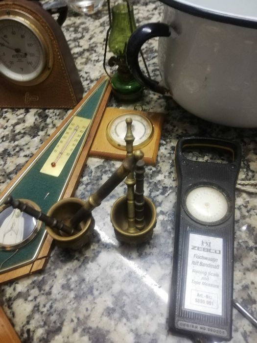 Peças decoração entre outras coisas. Antiguidades