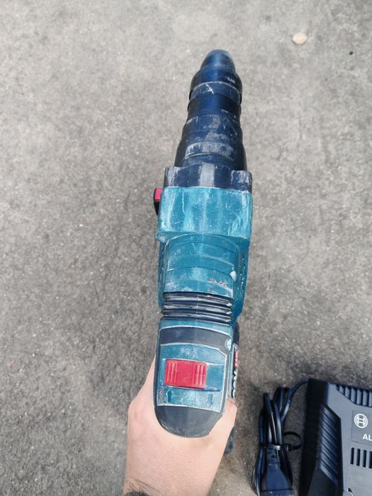 Перфаратор Bosch 36v