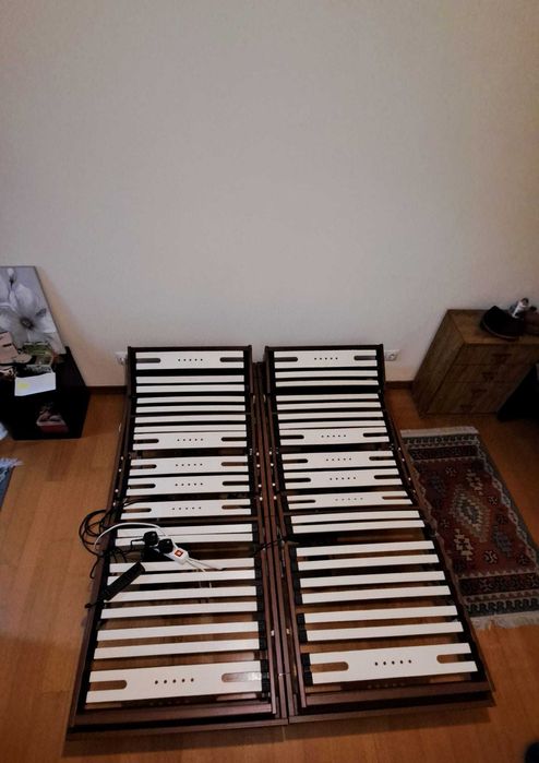 2 CAMAS COLUNEX 200 X 80, IMPECAVEIS. Com comando elétrico