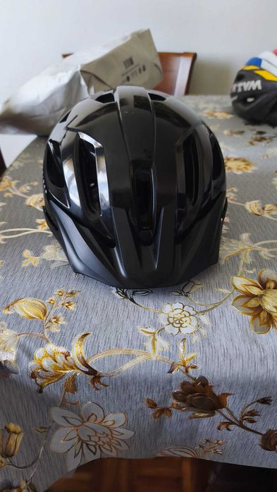 Urbanglide Ride 100 plus + 2 Helmets