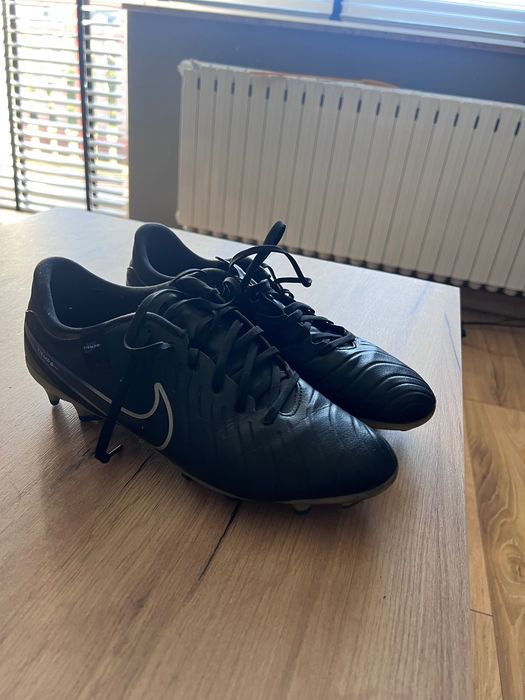 Nike tiempo 42.5