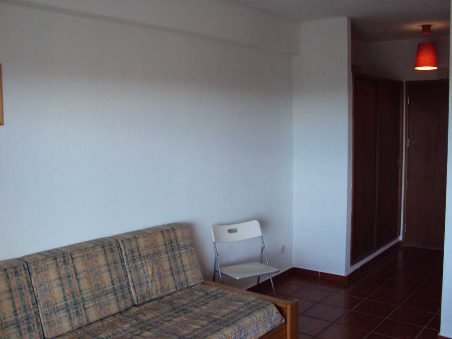 Penthouse em Vilamoura com piscina, varanda e vista de sonho mar e golfe