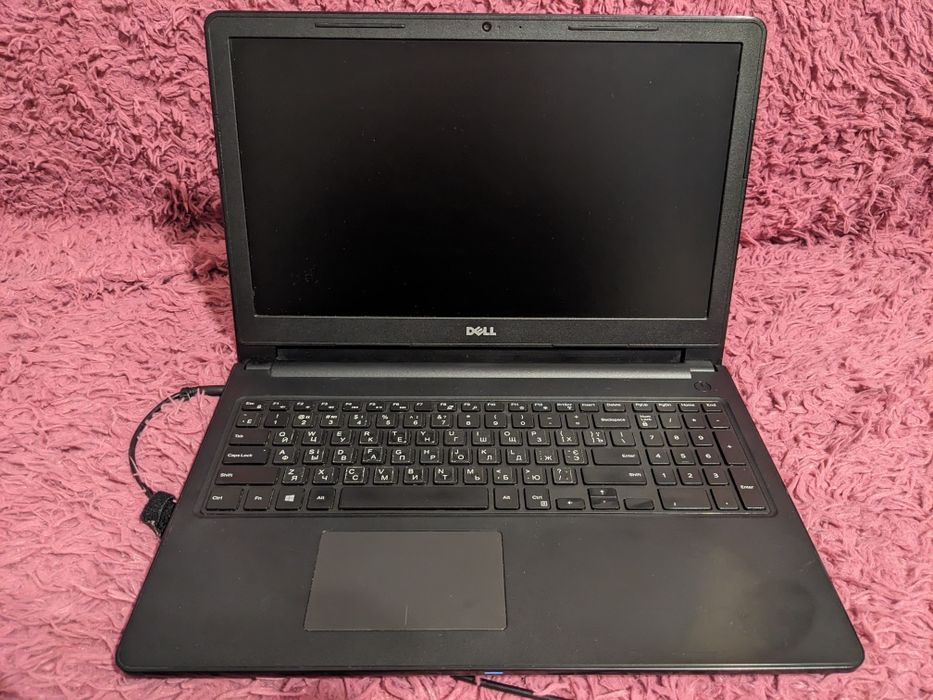 Ноутбук Dell inspiroon 15 i5-7200u, 8gb ddr4