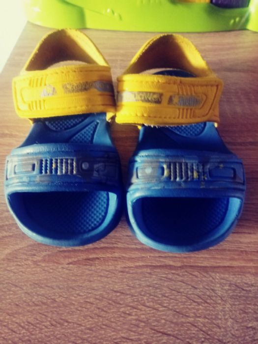 Sandałki chłopięce