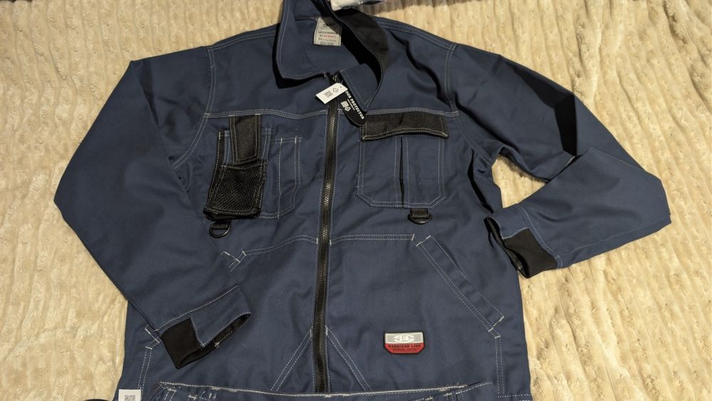 Продам спецовку нову розмір 50/52 L