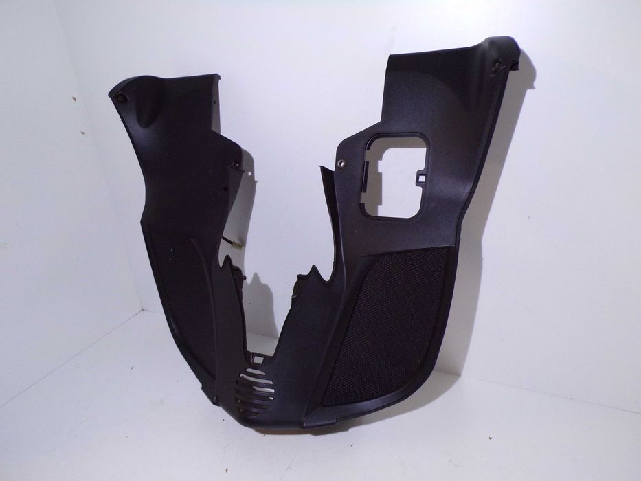 Piaggio MP3 300 HPE new Yourban zabudowa, ścianka tylna grodziowa OEM.