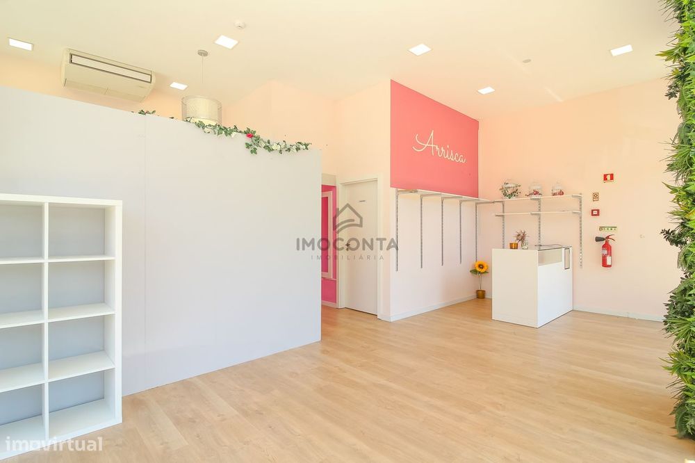 Loja para Arrendamento em Valongo | 43 m² | 550 €/mês