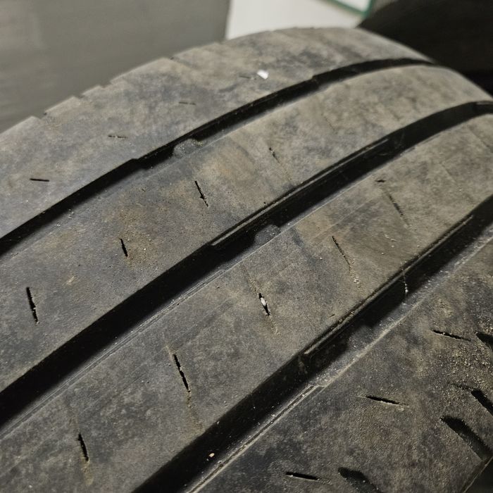 Шини Continental contiVanContact200 205 75 r16c 2019 рік літні