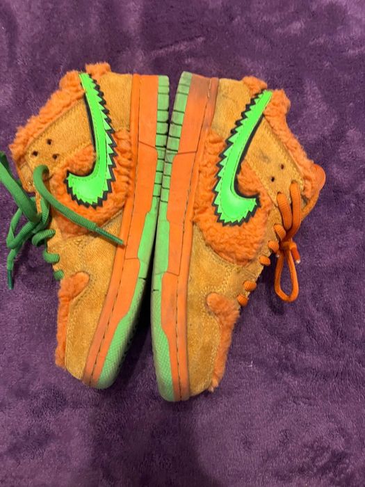 Кросовки NIKE  .