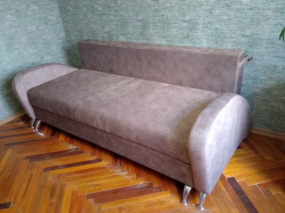 Перетяжка мягкой мебели, ремонт, реставрация