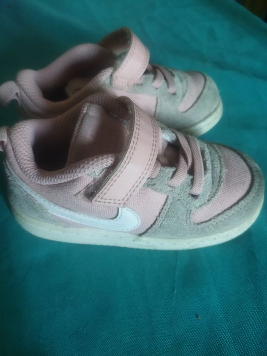 Vendo calçado de menina