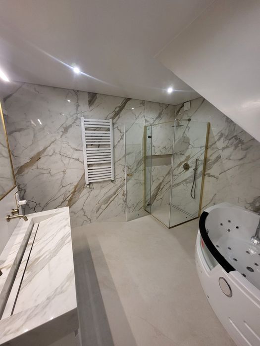 Płytkarz. Glazurnik. Układanie płytek.Remont łazienki,Wykończenia wnęt