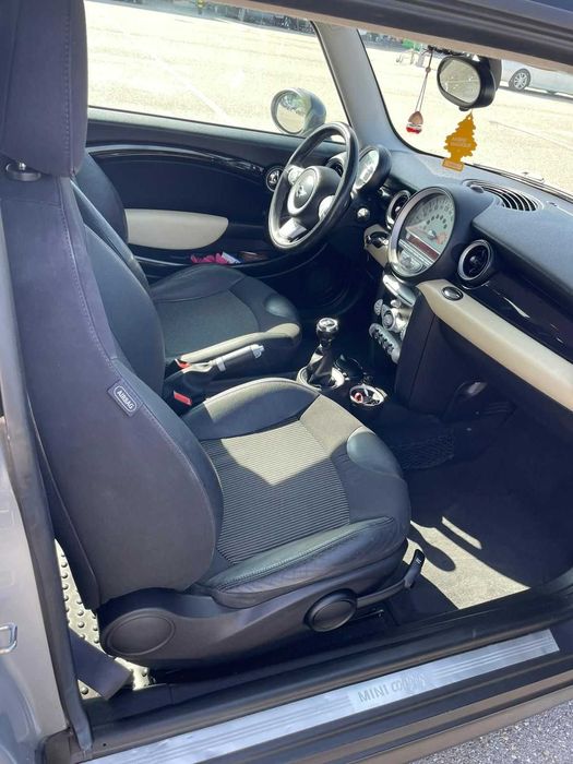 Carro em boas condições