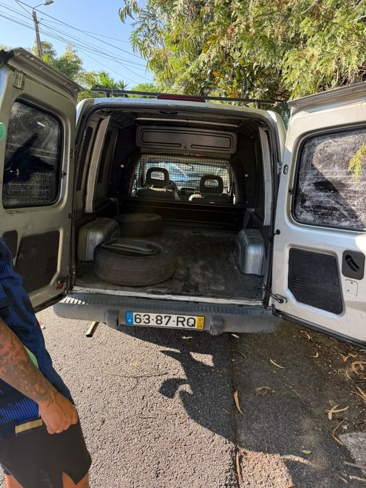 Opel Combo 2001 pronta para trabalhar