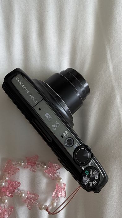 Nikon COOLPIX S9500
