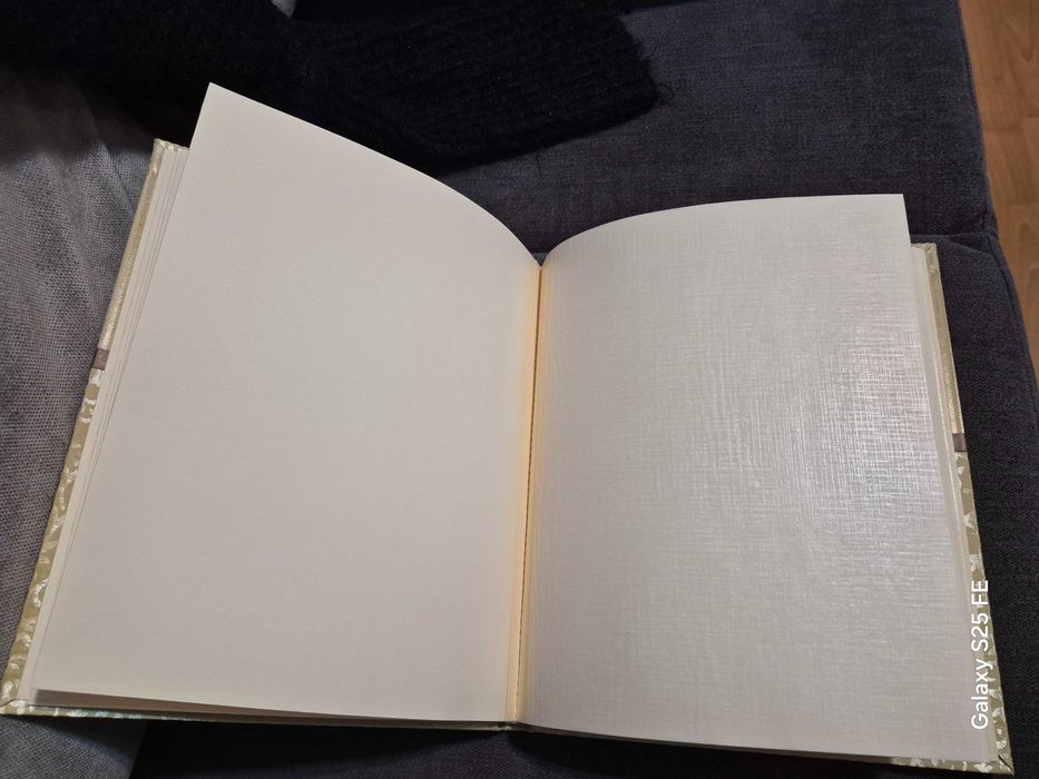 Album do zdjęć ślubnych nieużywany