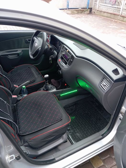 Кіа Rio продається