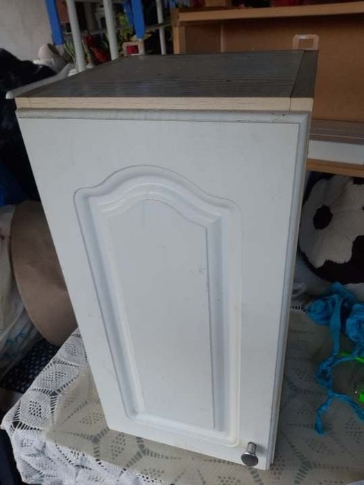 szafka wisząca biała