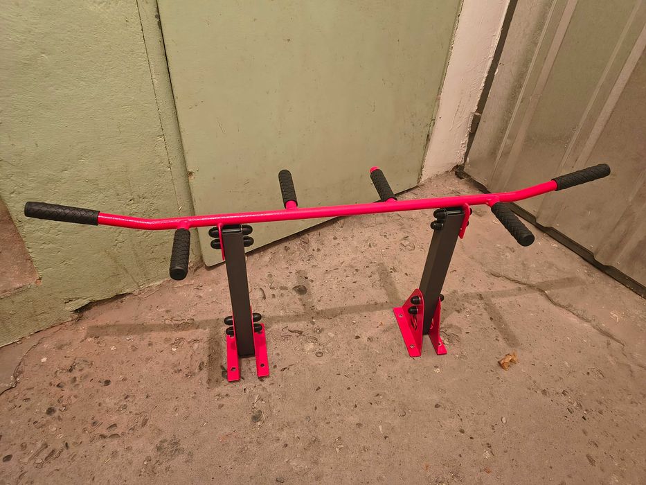 Drążek do podciągania.