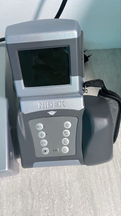 Autorefraktometr przenośny Nidek AR-20