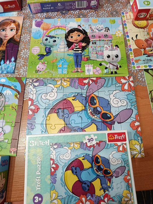 Zestaw puzzli 10szt. Peppa, koci domek, kraina lodu, stitch 3+