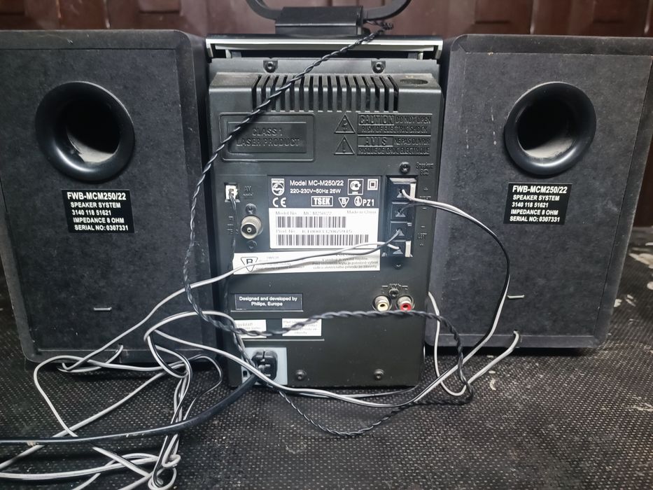 Mini wieża Philips MC-M250/22 z pilotem