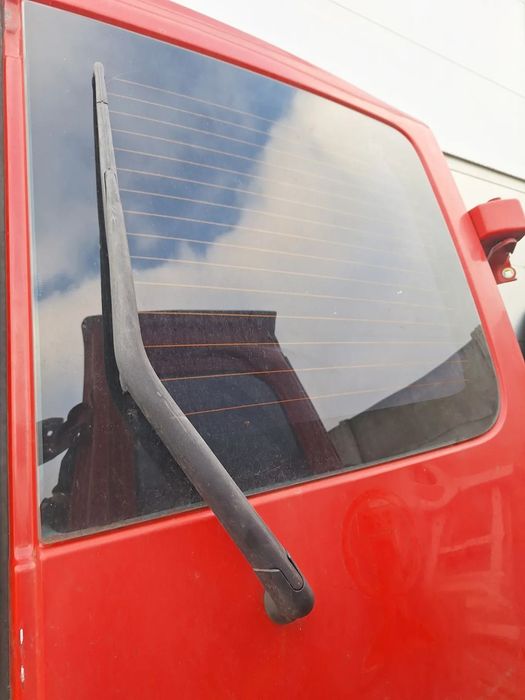 SZYBA DRZWI PRAWY TYŁ,GRZANA  -TRAFIC, VIVARO 2001-14 ROK