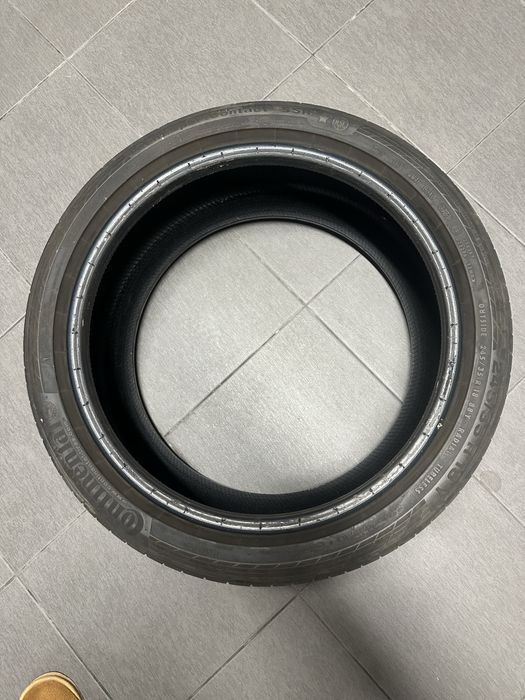 Pneu 245/35 R18 (1) Continental